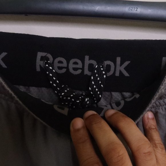 Reebok shorts - Picture 2 of 10